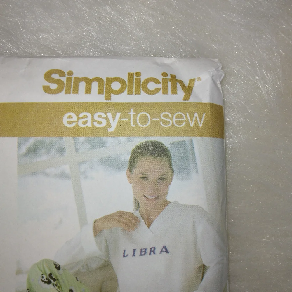 Simplicity 4798 Easy To Sew lounge pants, shorts, top, blanket XS-M